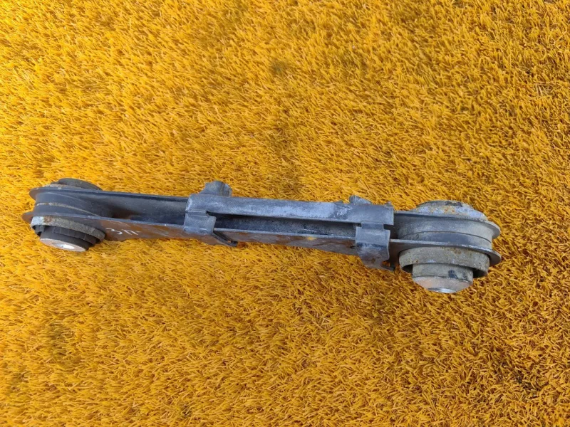 Рычаг подвески