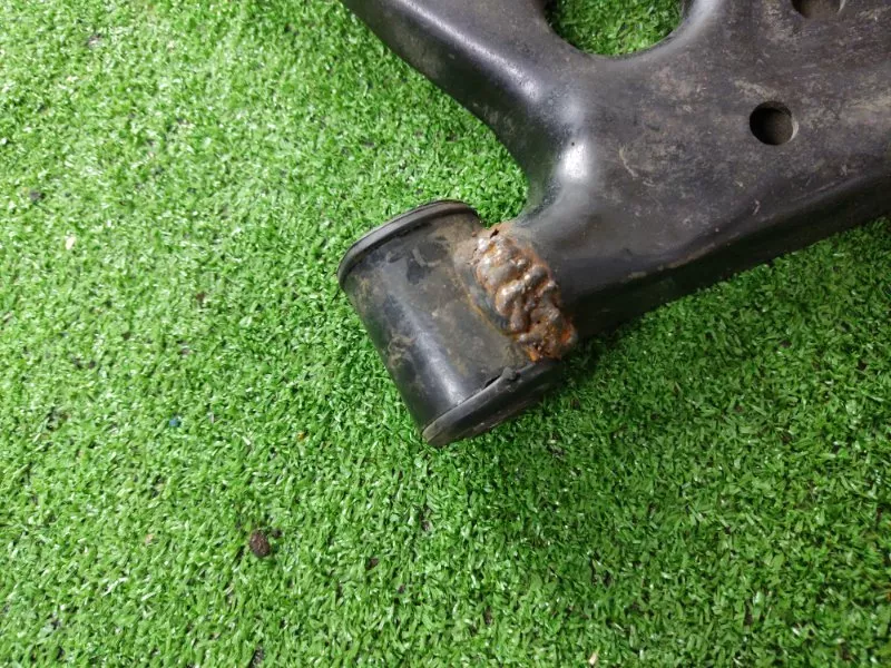 Рычаг подвески