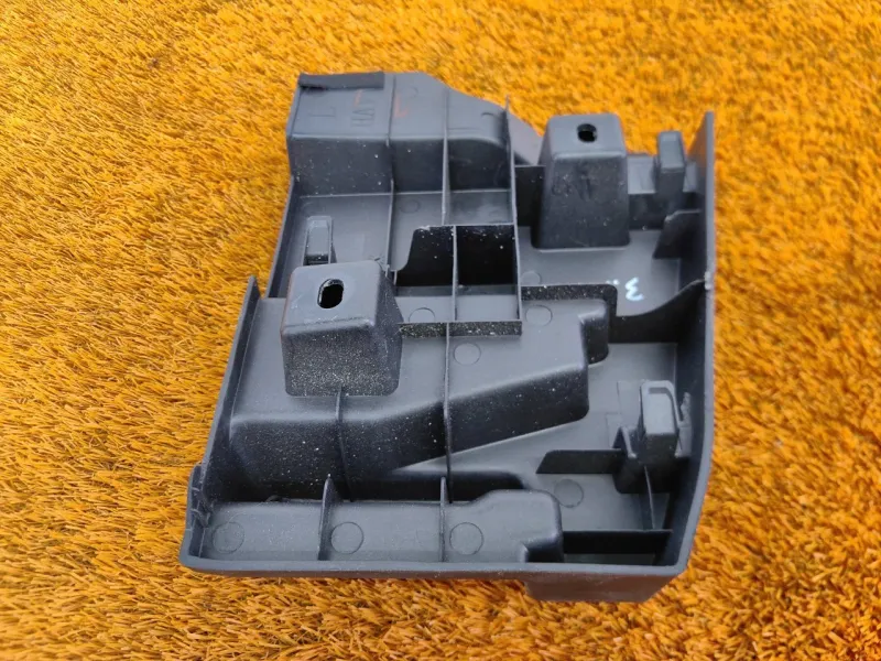 Обшивка багажника