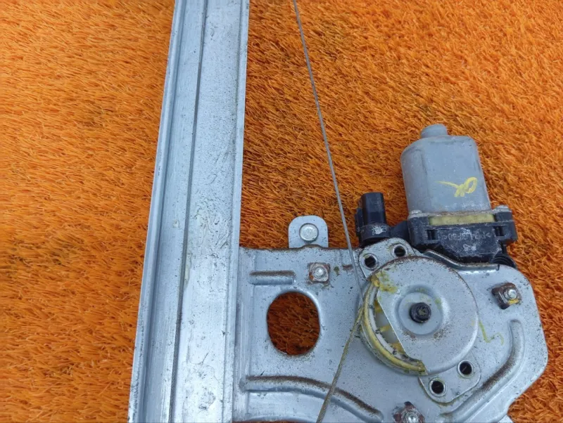 Стеклоподъемник