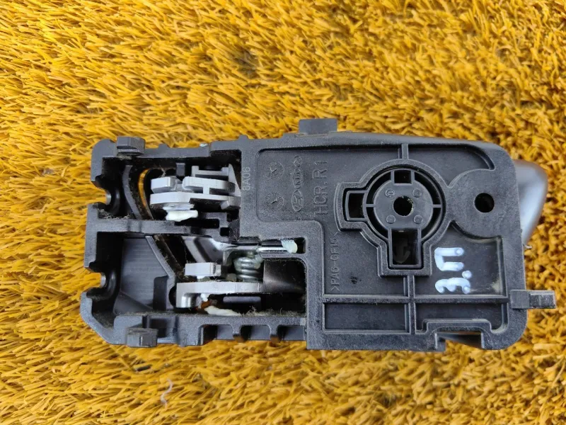 Ручка двери внутренняя