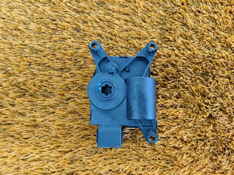 Сервопривод заслонок печки Changan UNI-V 2023 8116010PT01