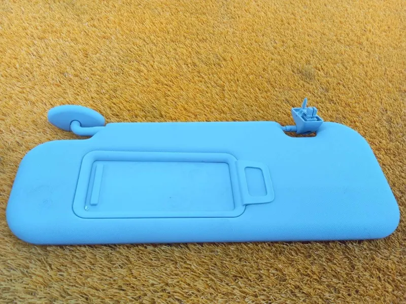 Козырек солнцезащитный