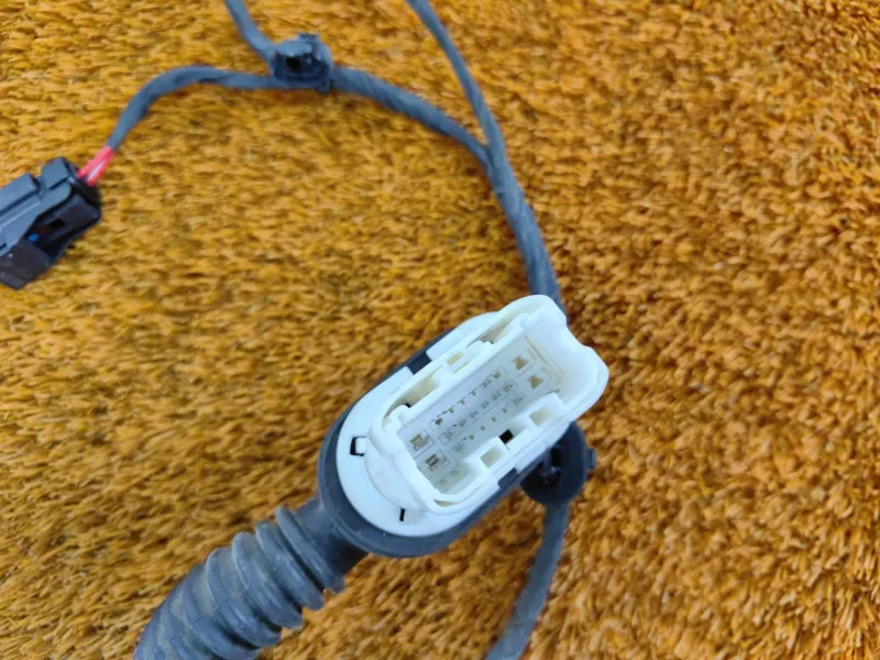 Проводка двери