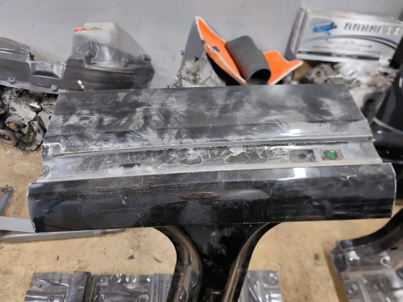 Порог с центральной стойкой