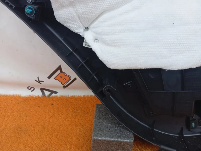 Обшивка двери