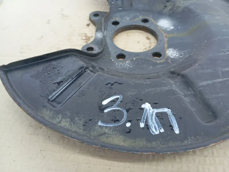 Пыльник тормозного диска