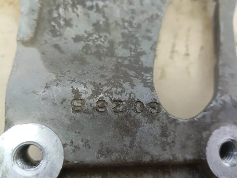 Кронштейн компрессора кондиционера