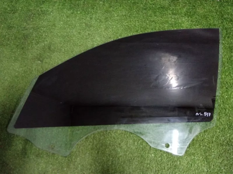 Стекло двери BMW 3-Series 2005 51347119978 E90, переднее левое