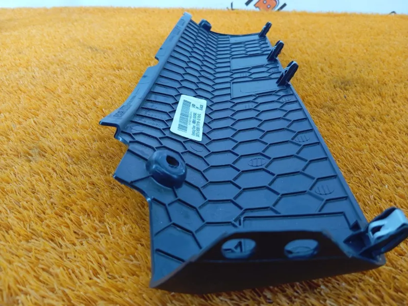 Накладка на торпедо