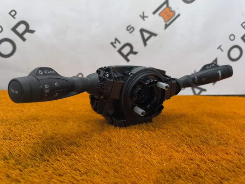 Подрулевой переключатель