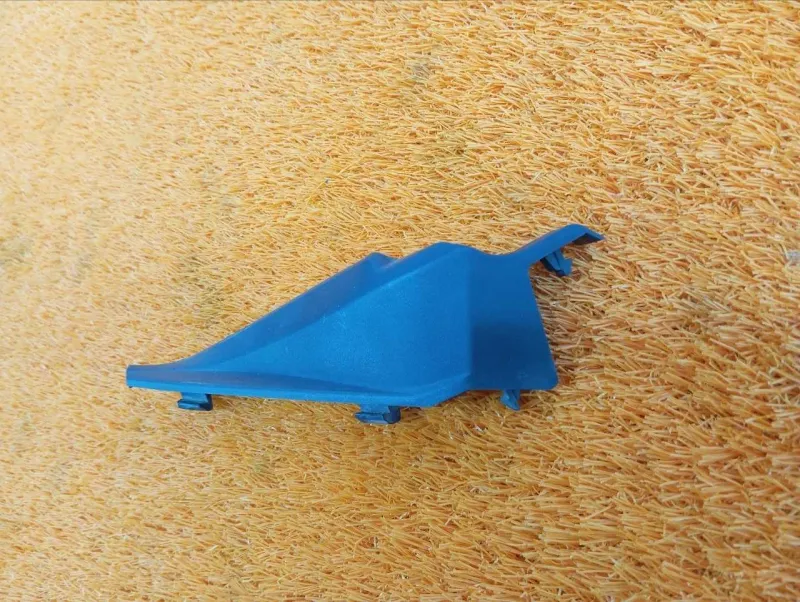 Уголок жабо