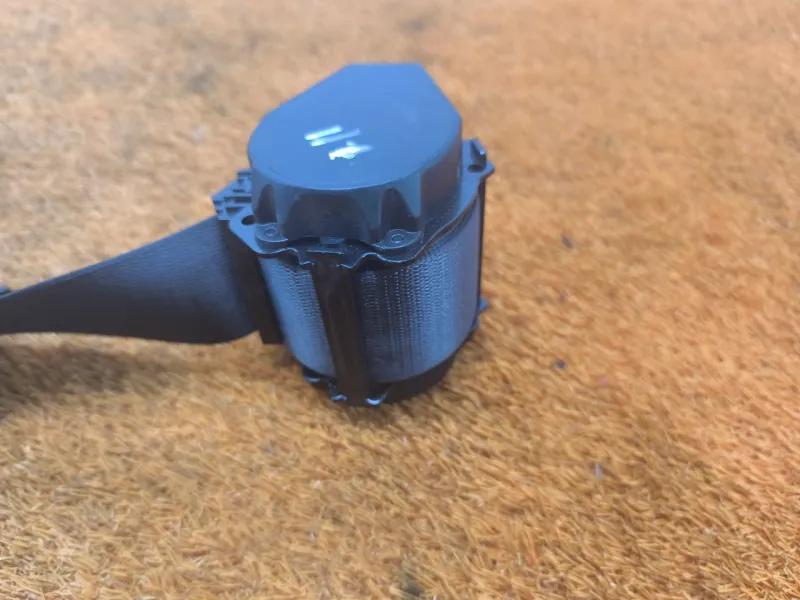 Ремень безопасности