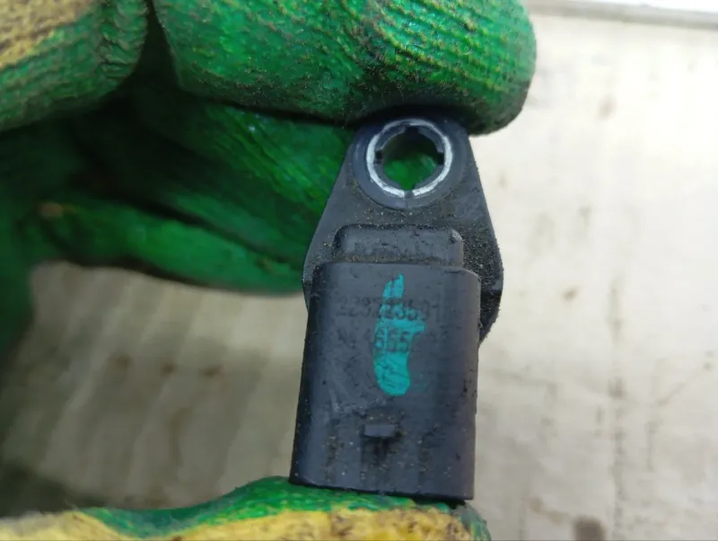 Датчик положения распредвала