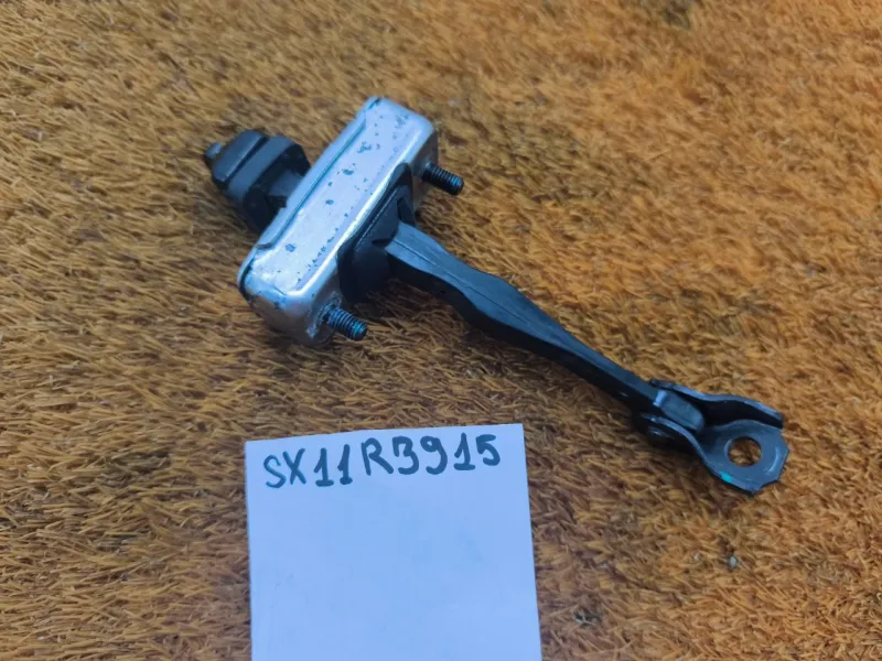 Ограничитель двери