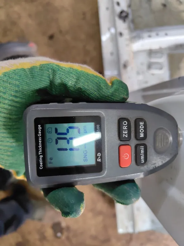 Порог с центральной стойкой