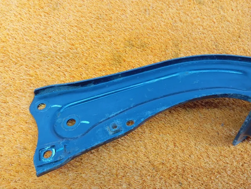 Рычаг подвески