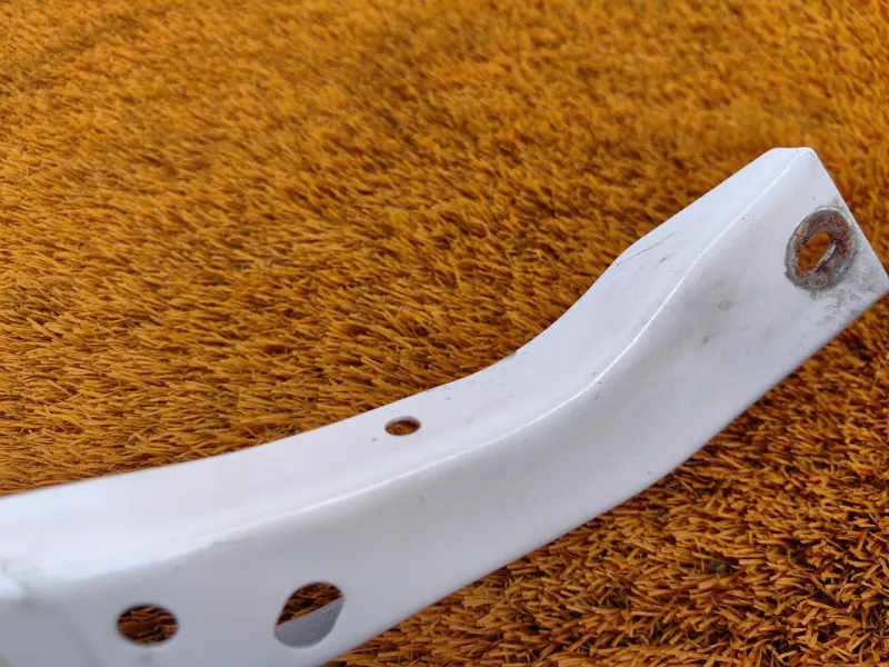 Крепление фары