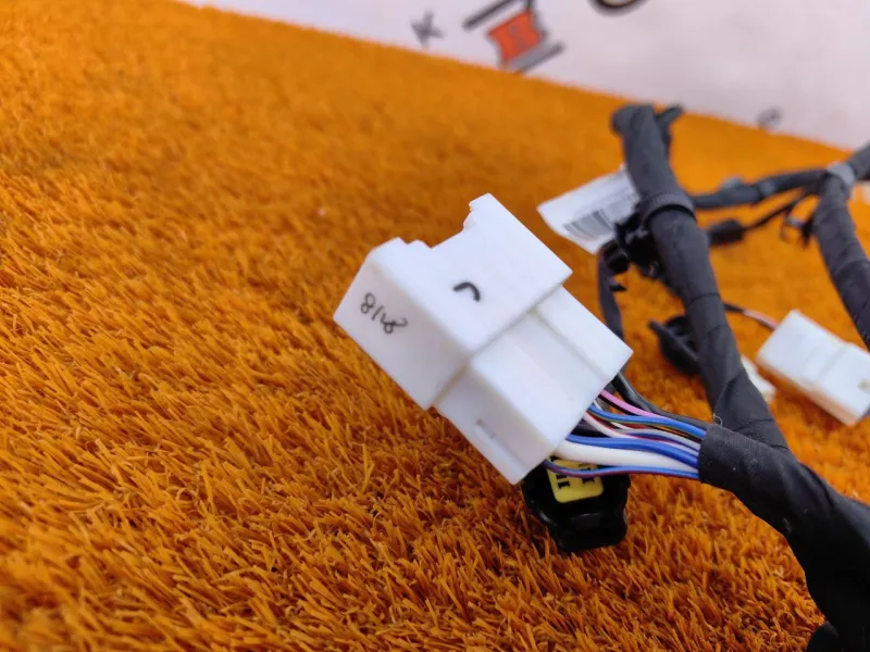 Электропроводка крышки багажника