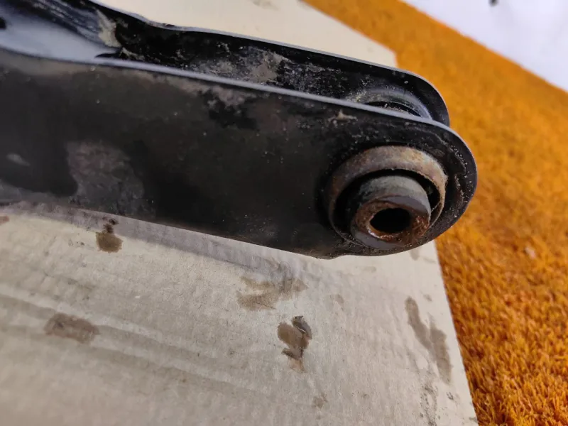 Рычаг подвески