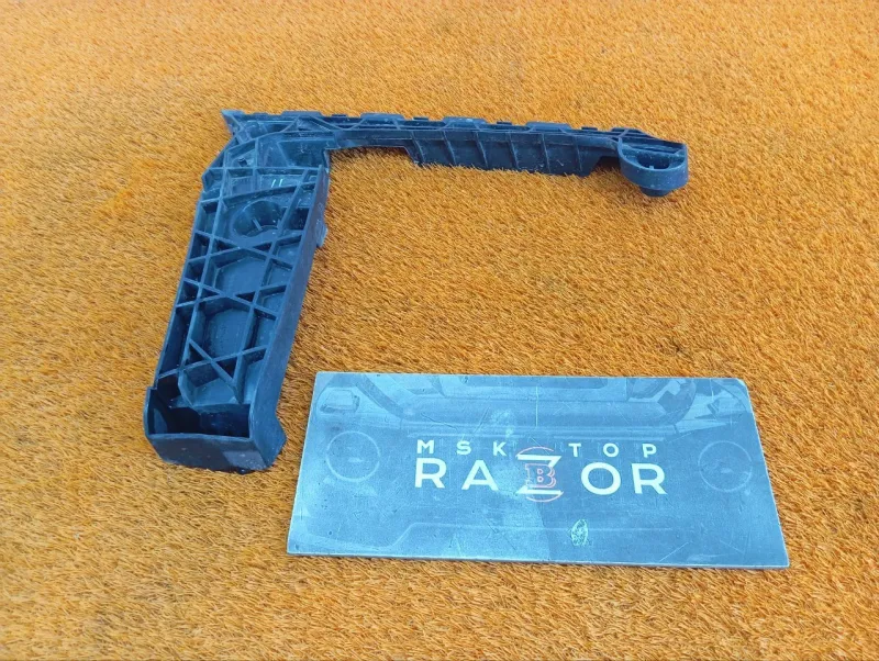 Кронштейн бампера