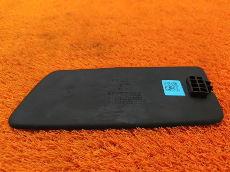 Коврик центральной консоли