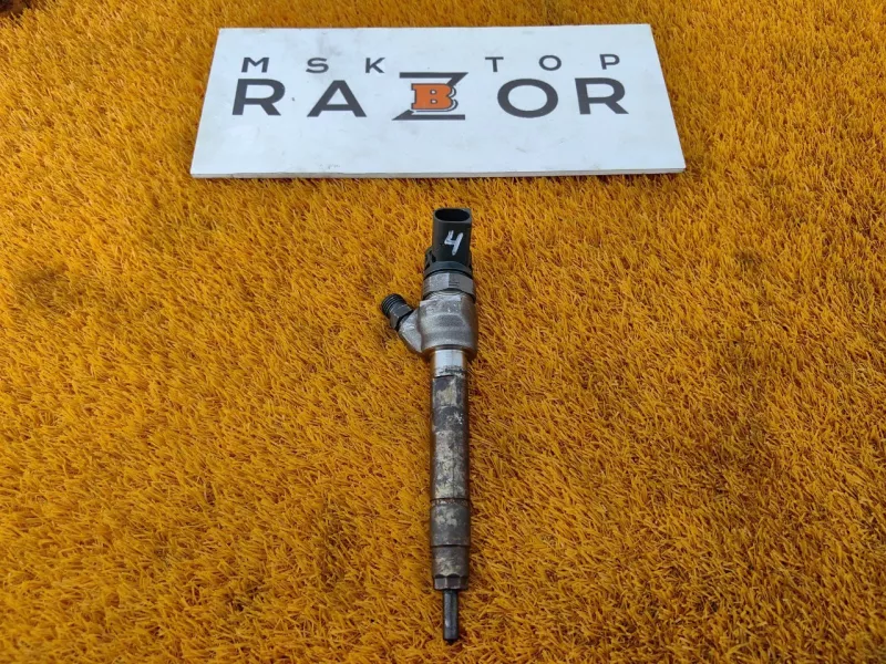 Форсунка топливная BMW 5-Series 2019 13538514148 G30 B47D20A