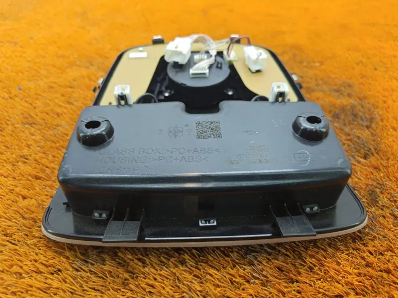 Плафон салона