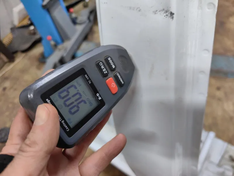 Порог с центральной стойкой