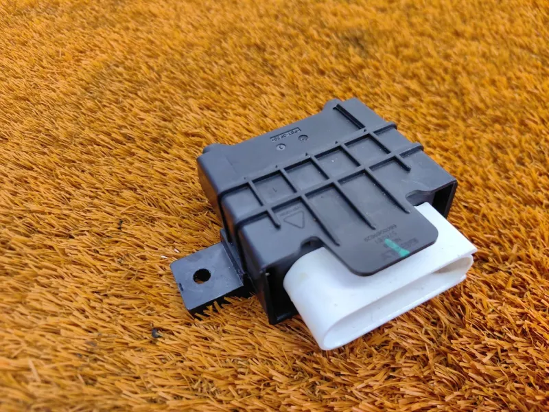 Блок управления топливным насосом