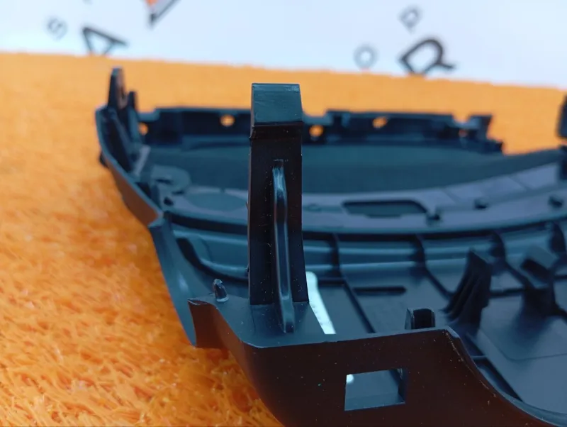 Кожух рулевой колонки