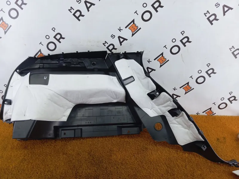 Обшивка багажника