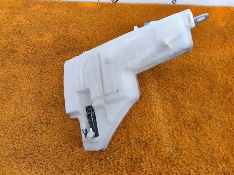 Бачок омывателя