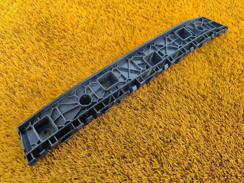 Крепление бампера