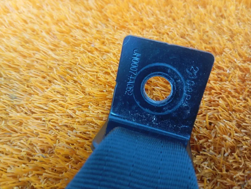 Ремень безопасности