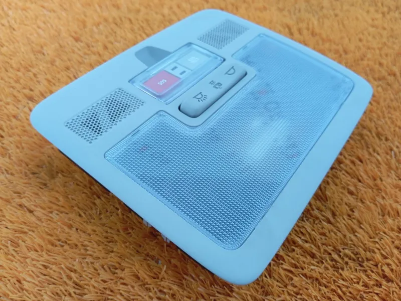 Плафон салона