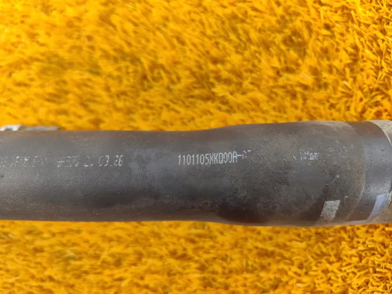 Горловина топливного бака