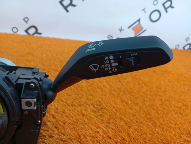 Подрулевой переключатель