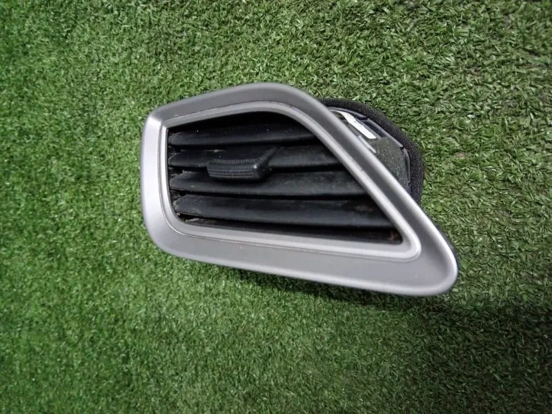 Решетка вентиляционная