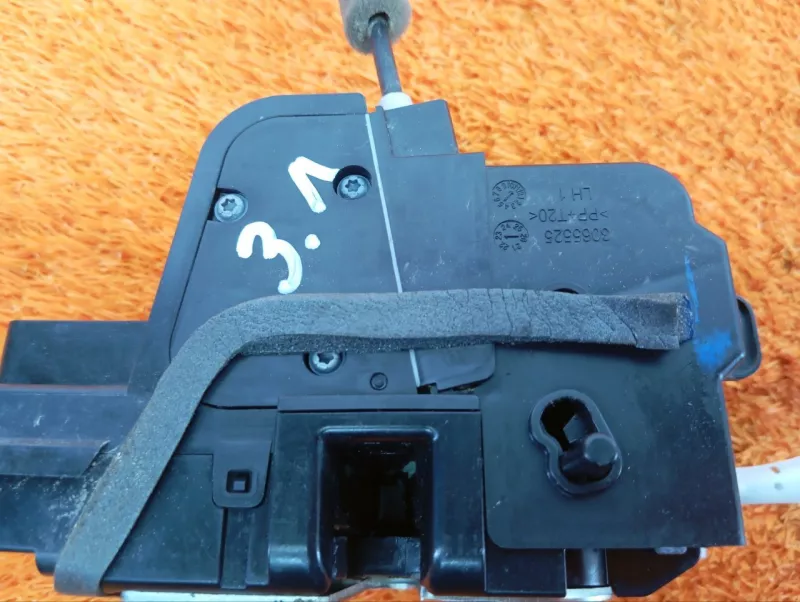 Замок двери