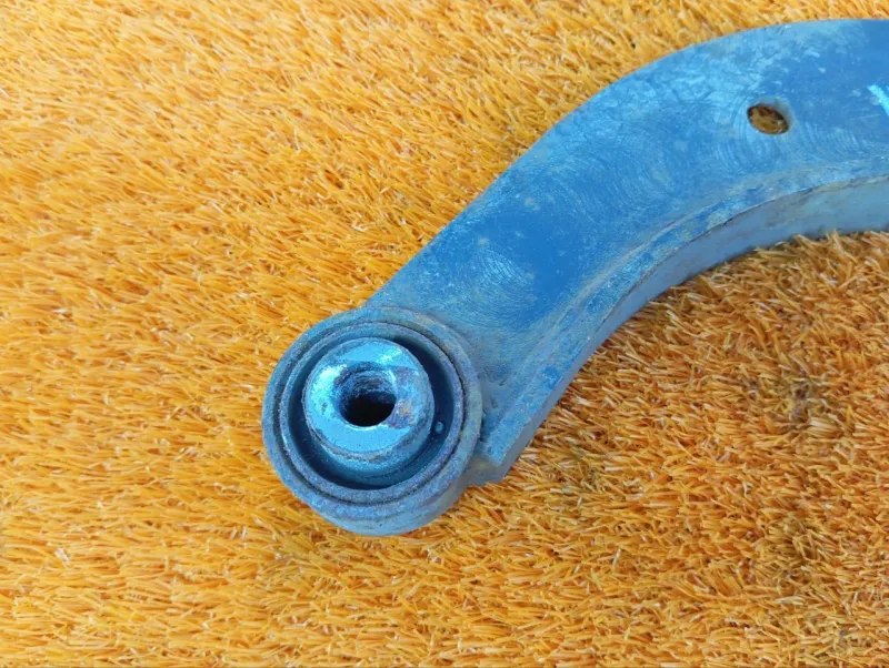 Рычаг подвески