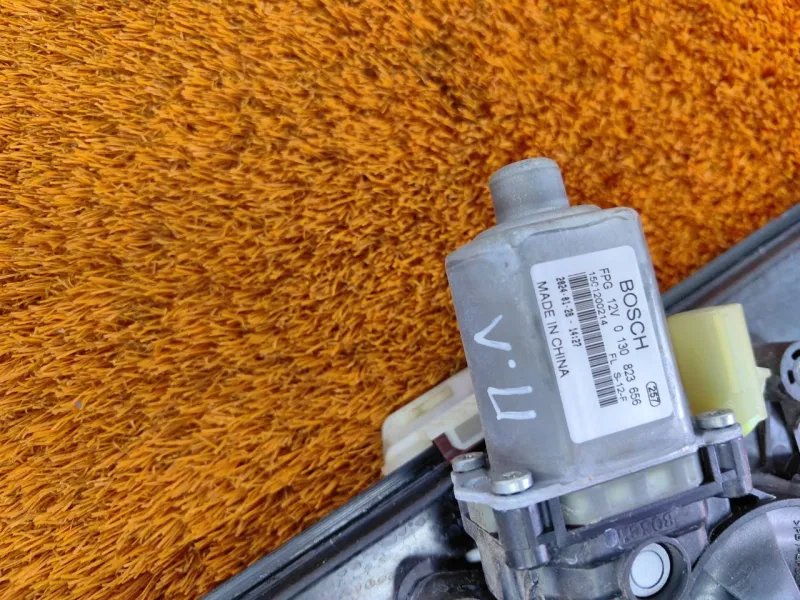 Стеклоподъемник