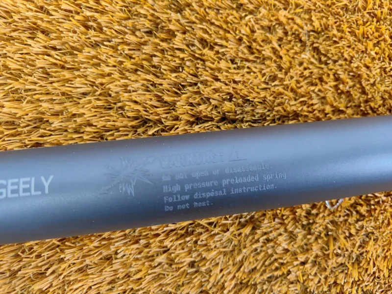 Амортизатор багажника