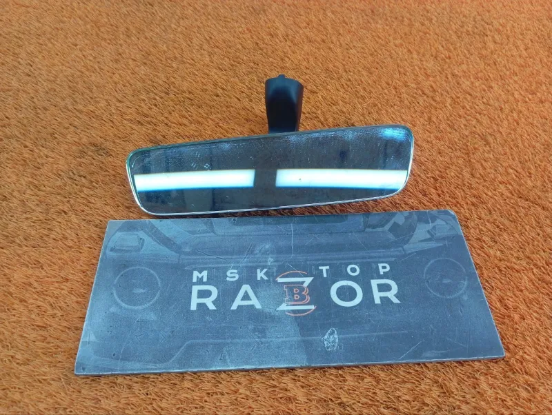 Зеркало заднего вида