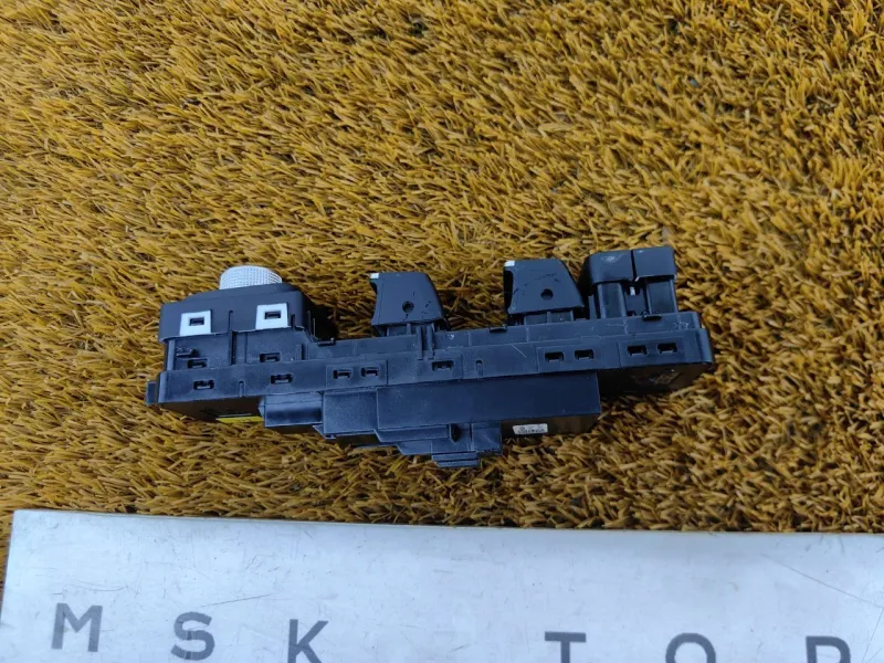 Блок стеклоподъемников