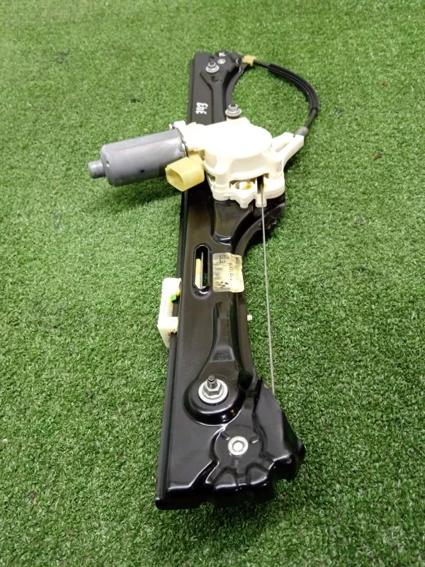 Стеклоподъемник BMW X5 2007 51357166382 E70, задний правый