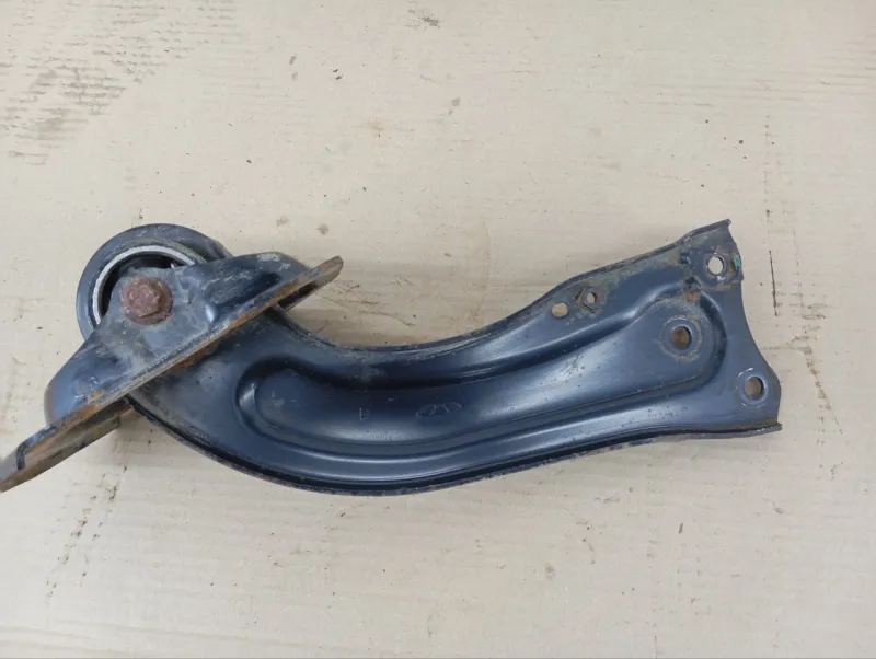 Рычаг подвески