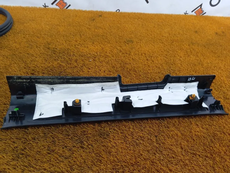 Накладка порога внутренняя