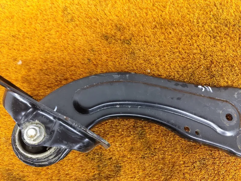 Рычаг подвески