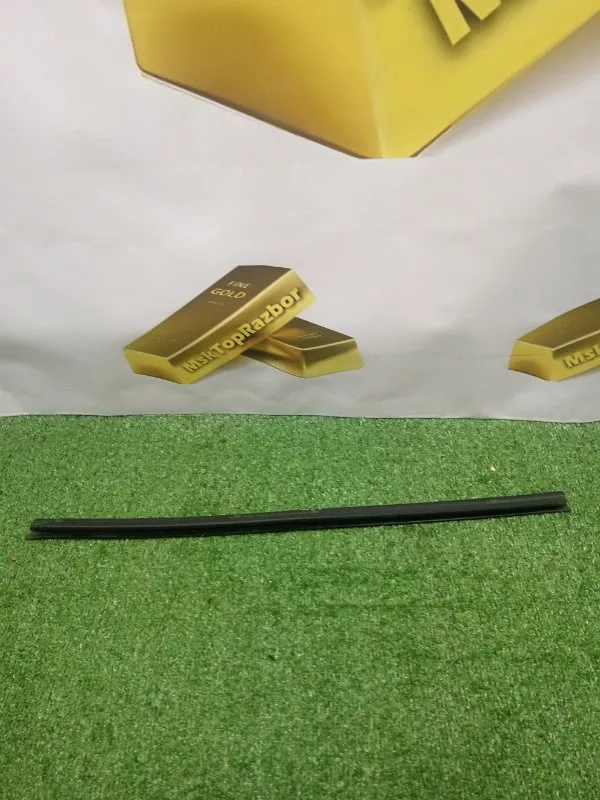 Уплотнитель стекла двери